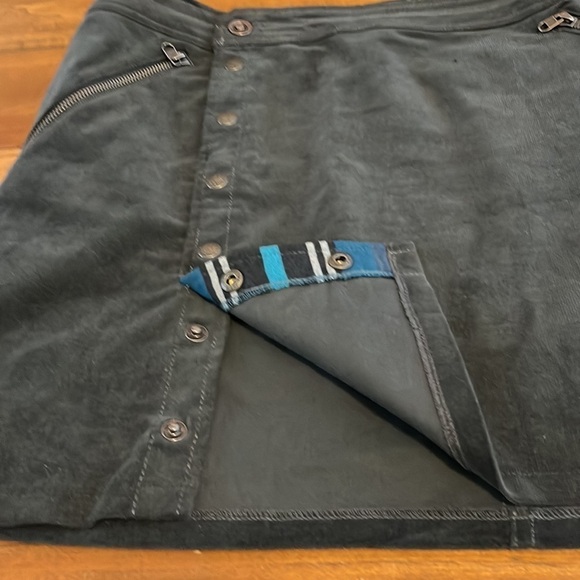 KUHL corduroy skirt - Picture 5 of 6